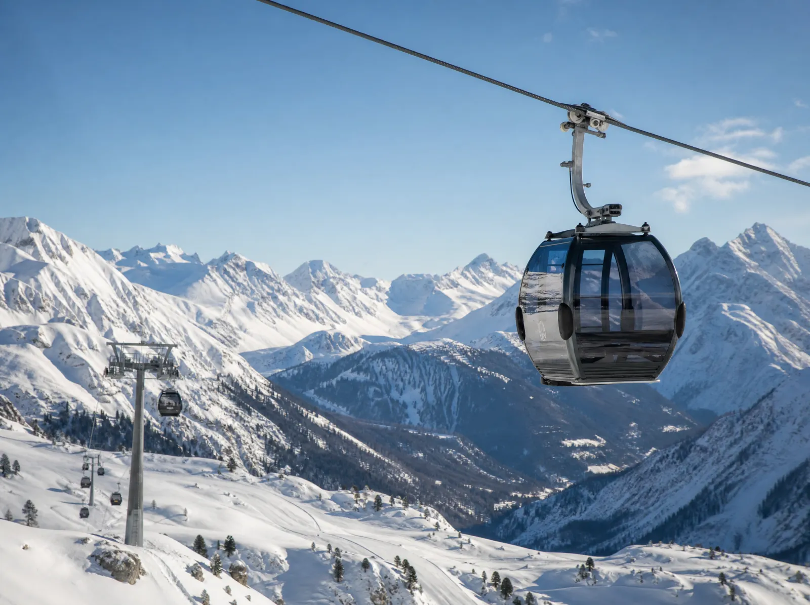 Avventura e sport · Inverno 2026/27 — Chairlift station, St. Moritz